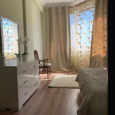 Luxury Exclusive Apartments Skyhouse Exfactor Kischinau Exterior foto