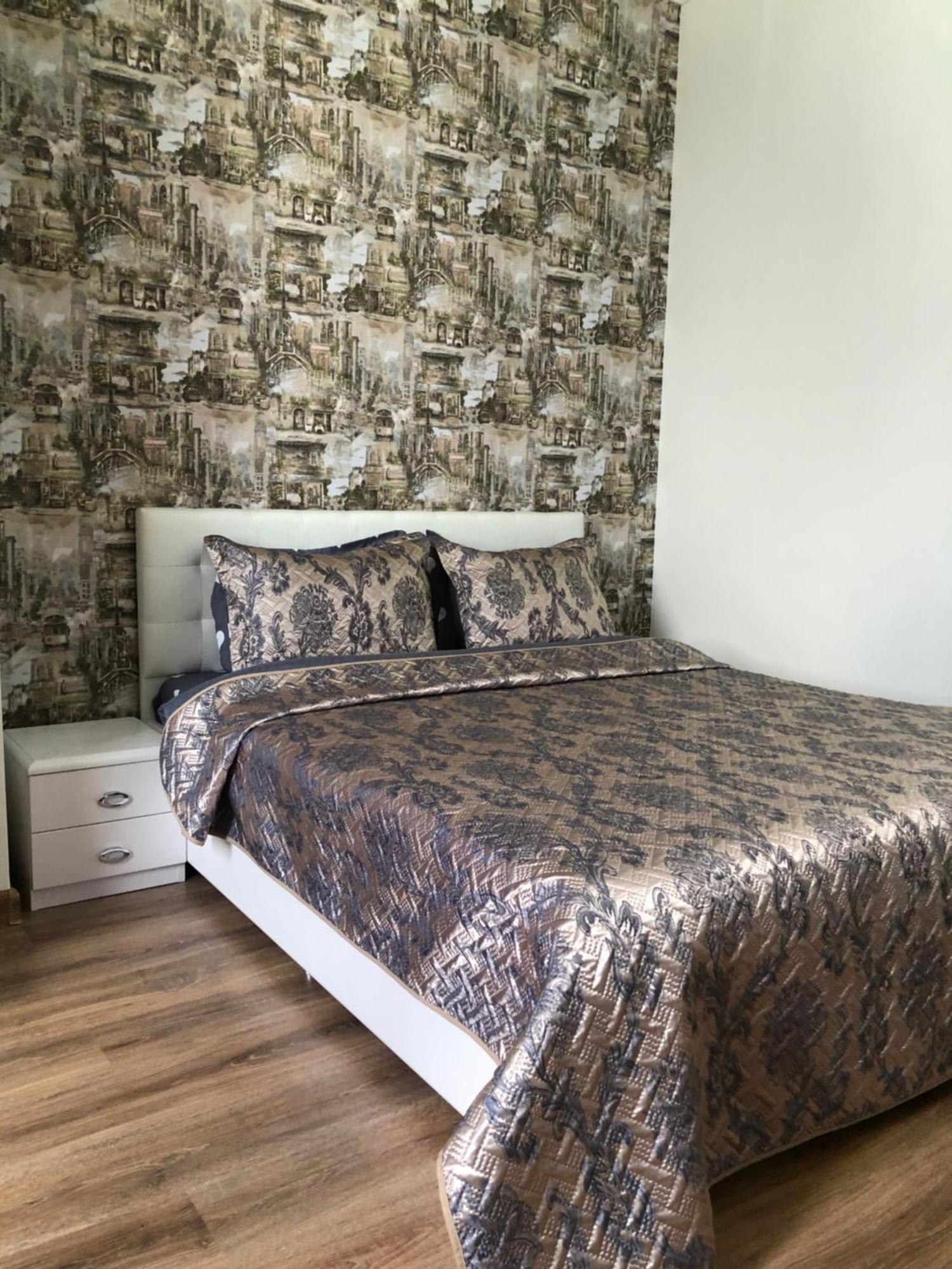Luxury Exclusive Apartments Skyhouse Exfactor Kischinau Exterior foto