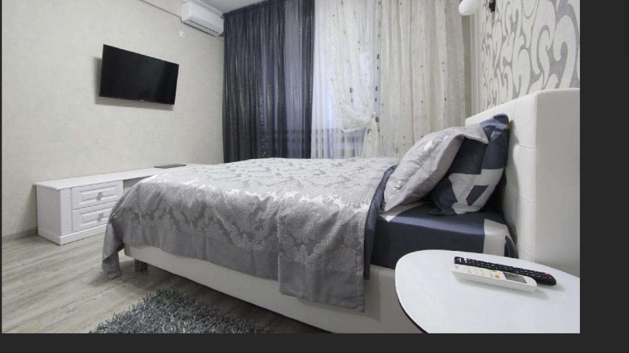 Luxury Exclusive Apartments Skyhouse Exfactor Kischinau Exterior foto